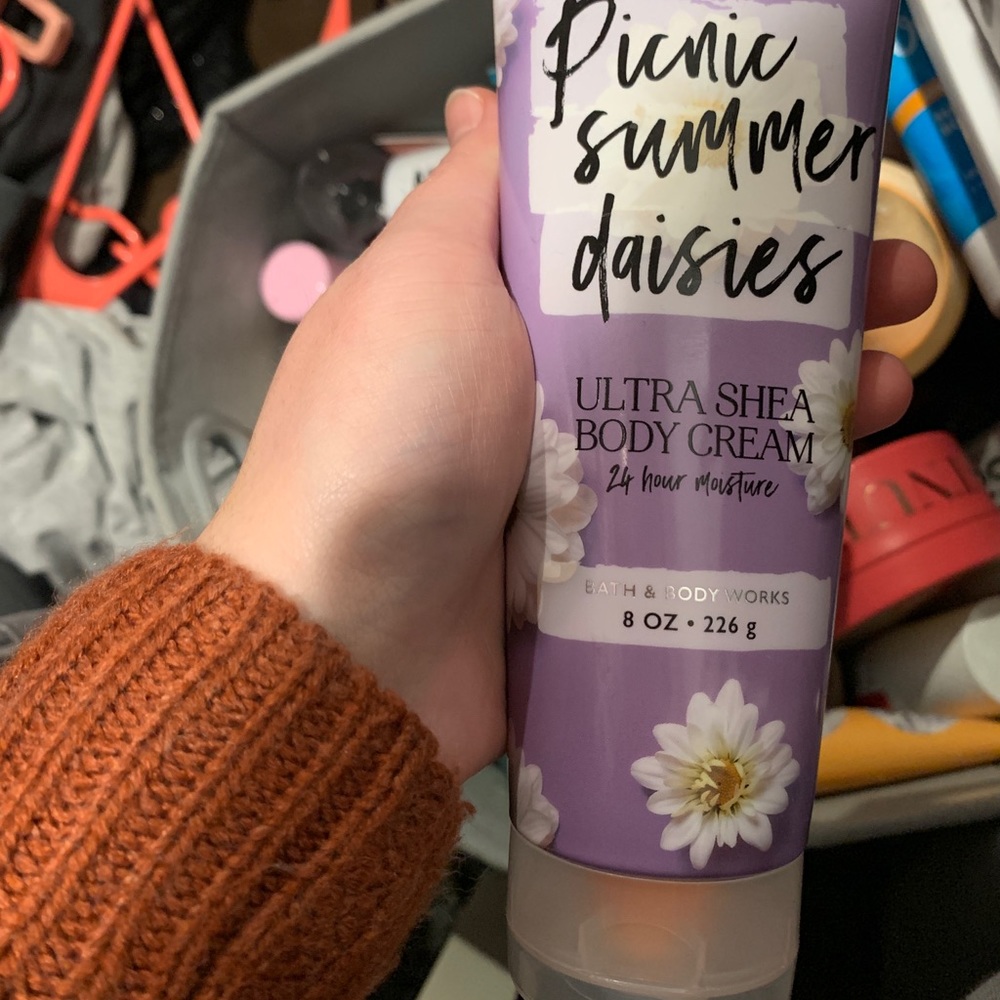 Picnic Summer Daisies body cream